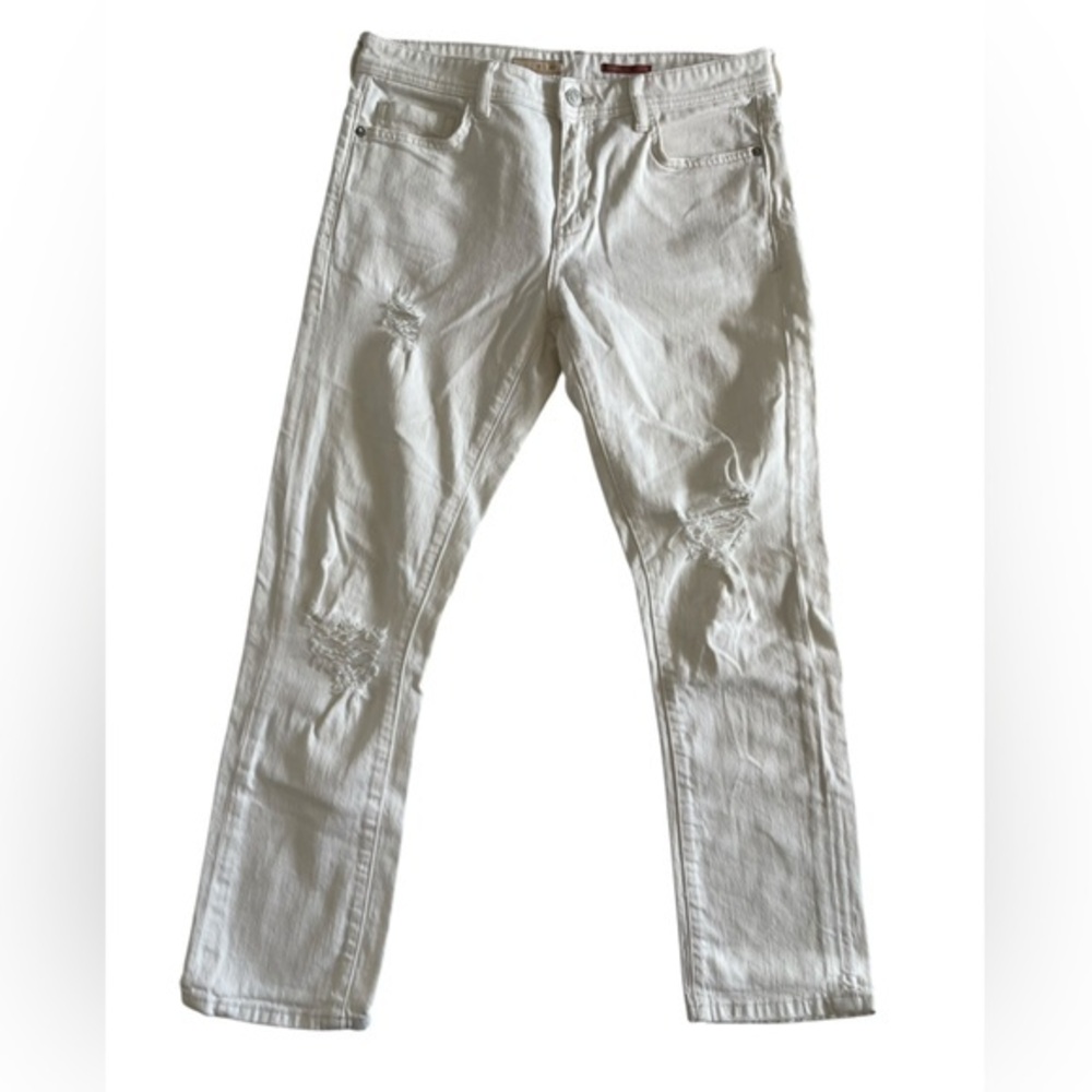 Pilcro Women's white Straight Jeans